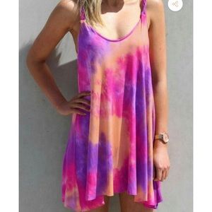 NWOT Vibrant Summer Tie Dye Dress